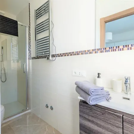 Hostly - Colorhome Midtown - Unique 3 With 3 Private Bathrooms Appartement *